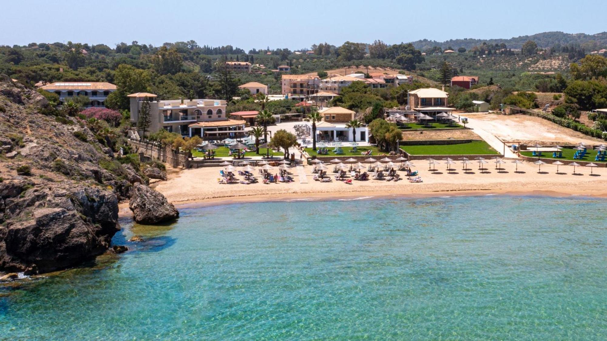 Plaka Beach Resort Vasilikí Exterior foto